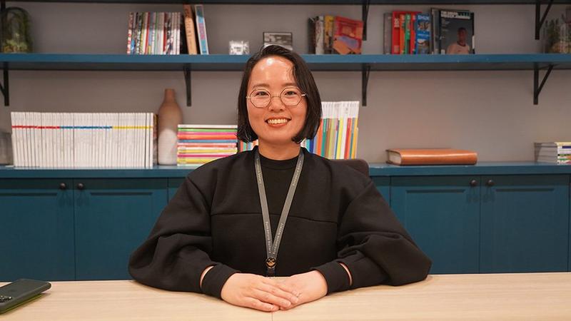 ハワイ、ニューヨーク、そして渋谷へ Bunkamura Gallery 渡貫 彩さんのアートでつなぐ人生 - MOVの100人インタビュー