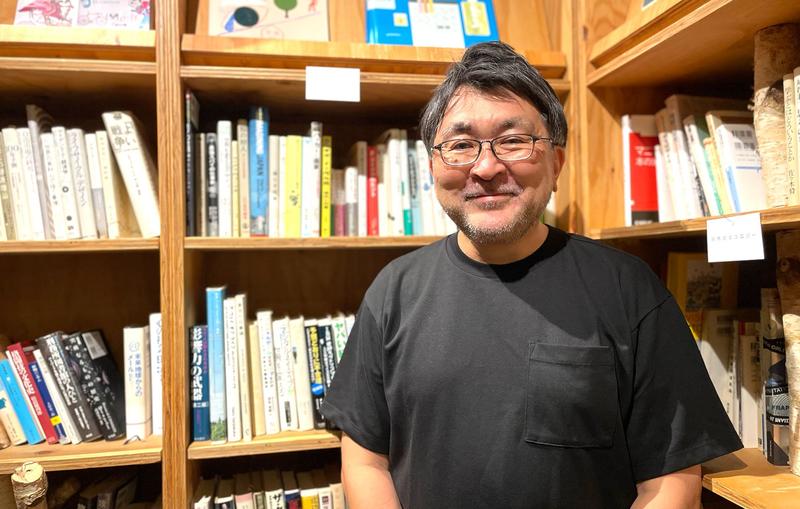 誰かの物語を聞く力。大学教員・加藤 文俊が語る「記録」と「対話」の意味。 - MOVの100人インタビュー