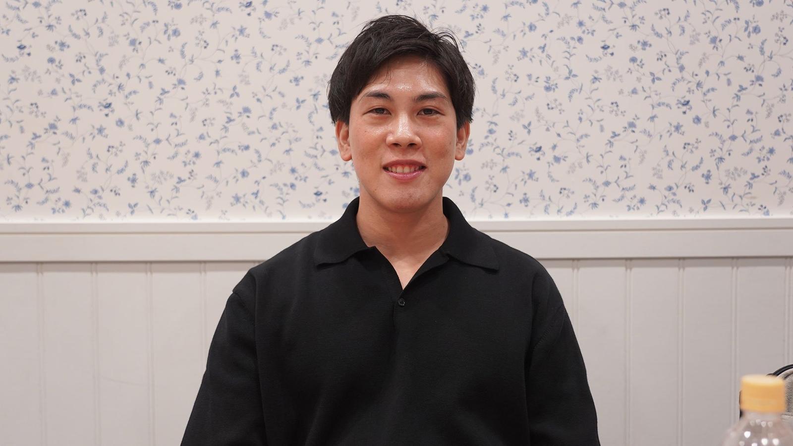アートで魅せる数学の世界 美しさを追い求める数学講師 岡本健太郎 - MOVの100人インタビュー